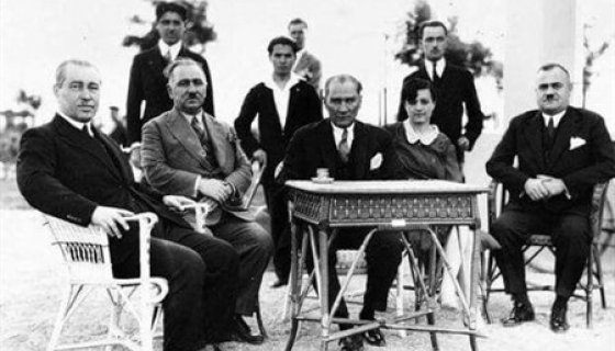 Atatürk ve Yalova