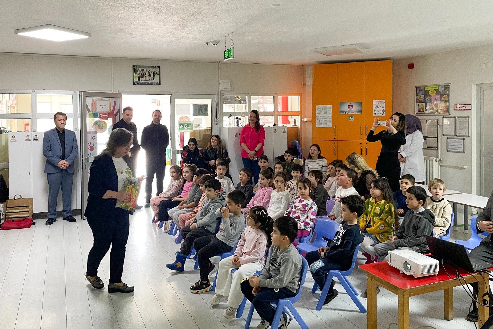 ÇOCUKLARA DEPREM BİLİNCİ ANLATILDI