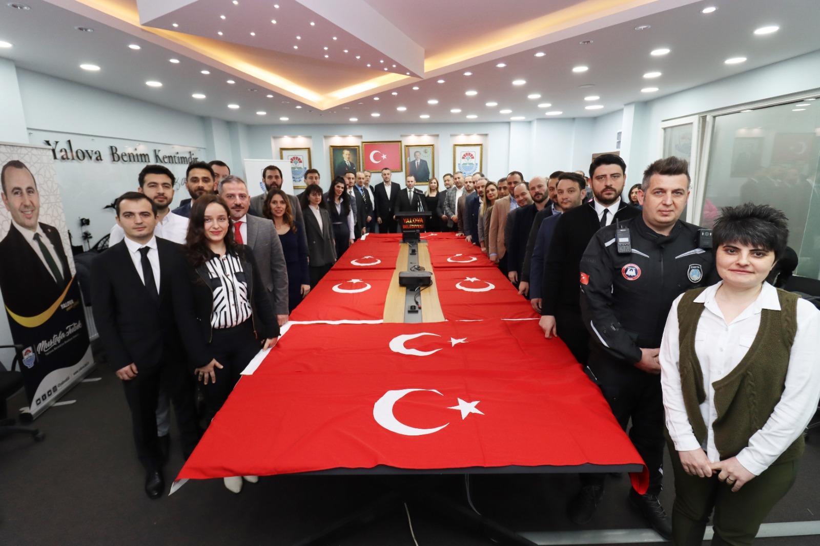 31 SÖZLEŞMELİ TÖRENLE MEMUR OLDU