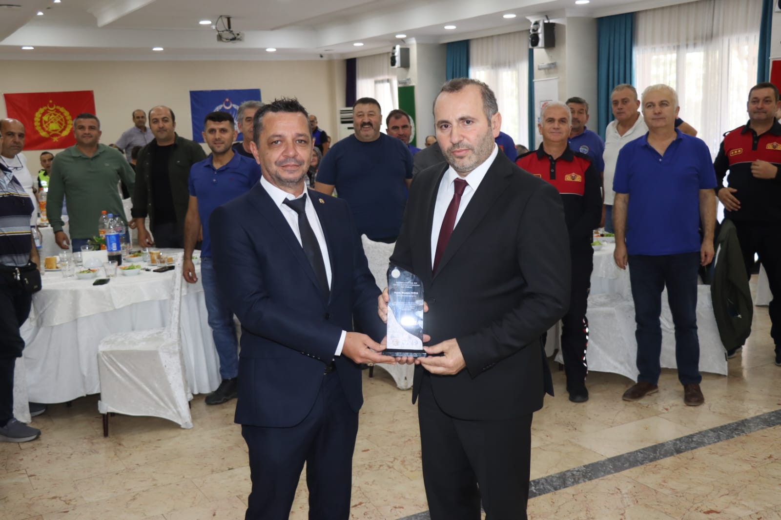 TUTUK, İTFAİYE VE ZABITA ÇALIŞANLARINI KUTLADI