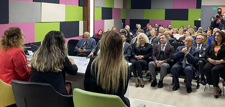 YALOVA'DA 25 KASIM FARKINDALIK ETKİNLİĞİ 