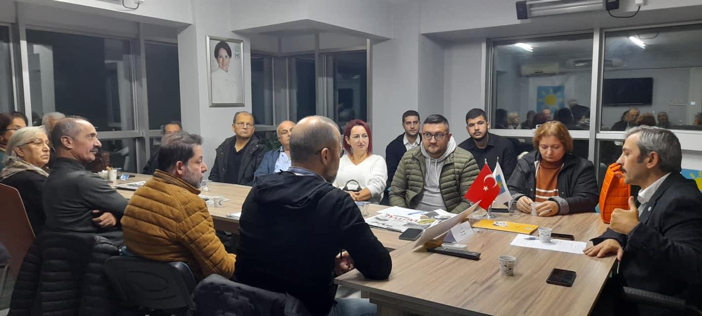 İYİ PARTİ SEÇİMLERE TEK BAŞINA GİRİYOR
