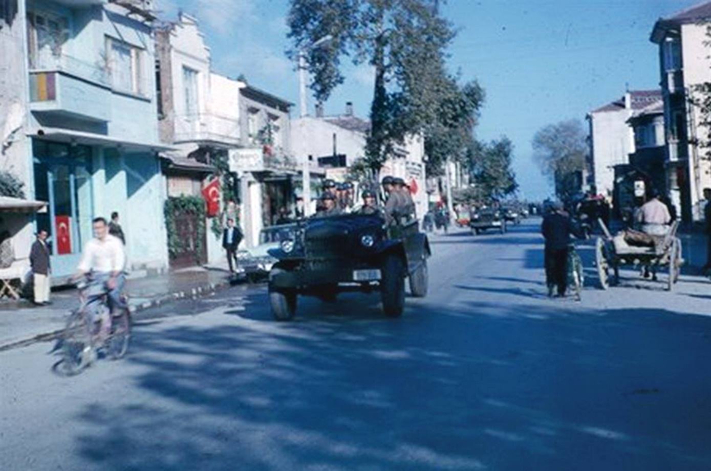 1972 YILI YALOVA CUMHURİYET CADDESİ