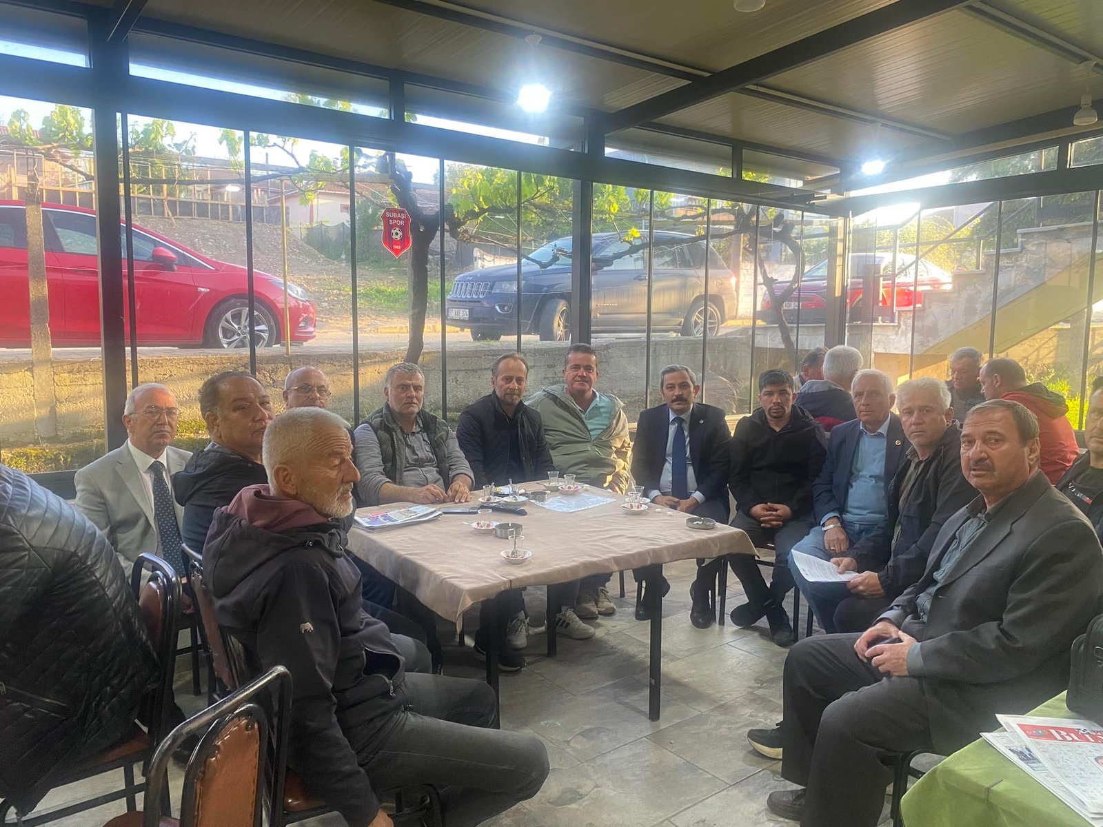 İYİ PARTİ'DEN KİVİ ÜRETİCİLERİNE ZİYARET