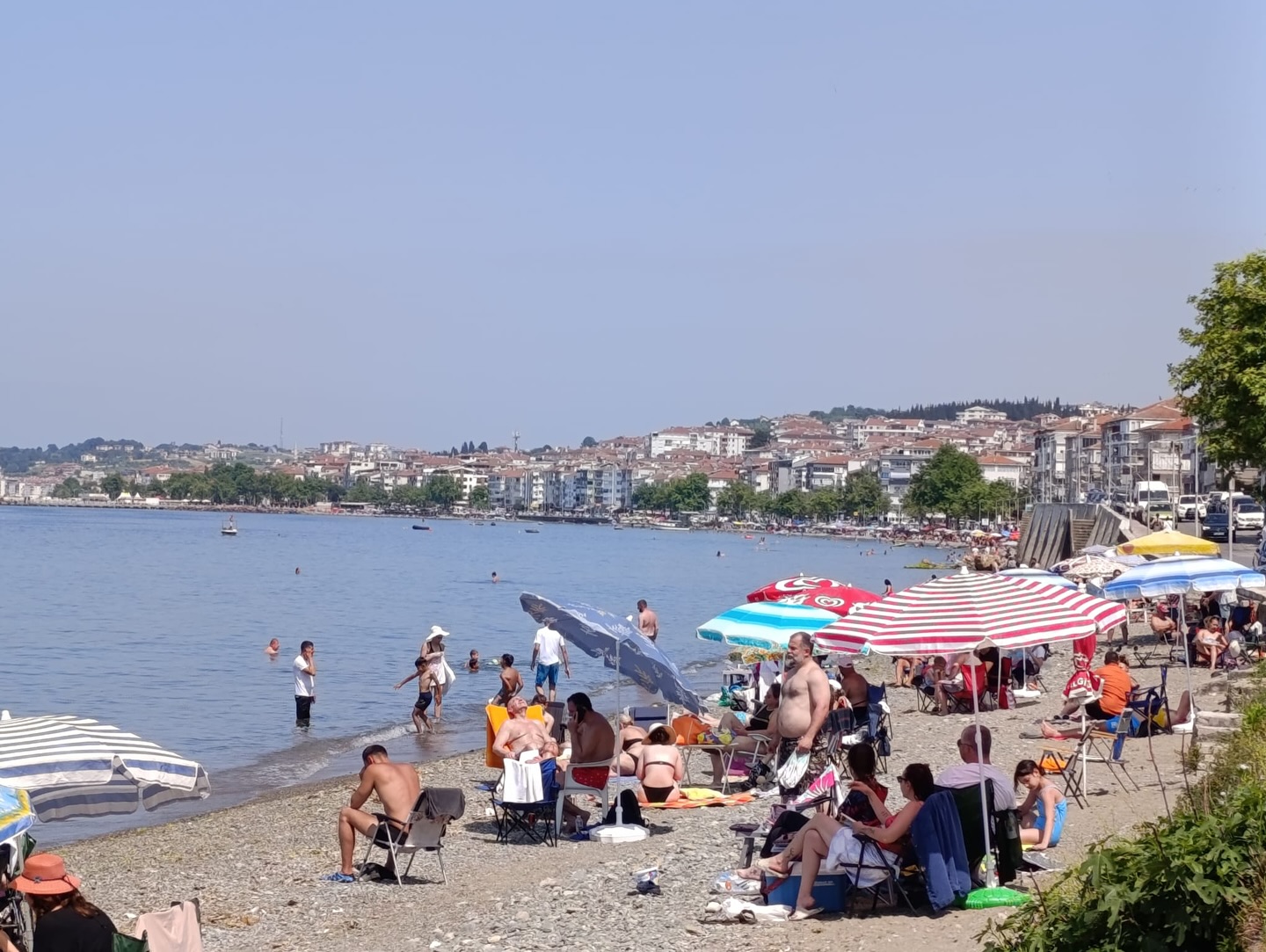 ÇINARCIK'TA BAYRAM YOĞUNLUĞU YAŞANDI