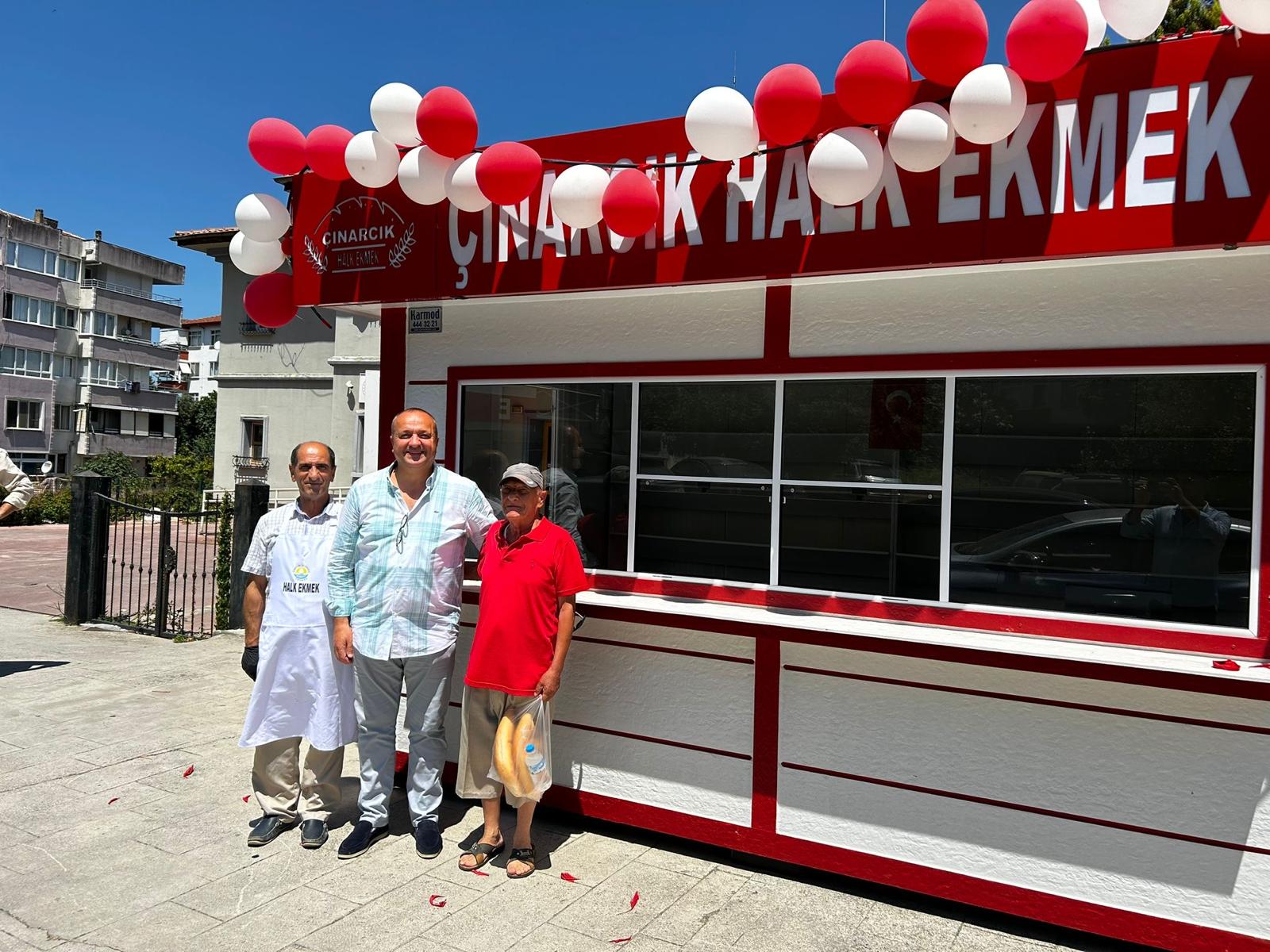 ÇINARCIK'DA HALK EKMEK SATIŞLARI BAŞLADI