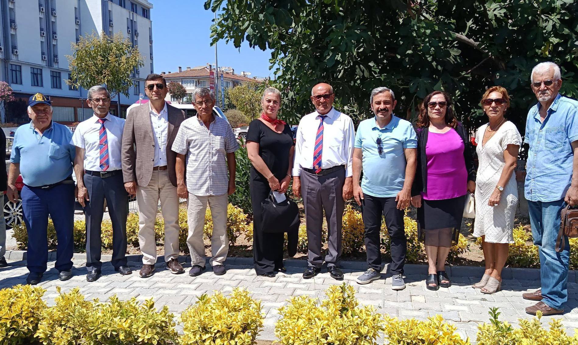 İYİ PARTİ'DEN KIBRIS GAZİLERİNE ZİYARET