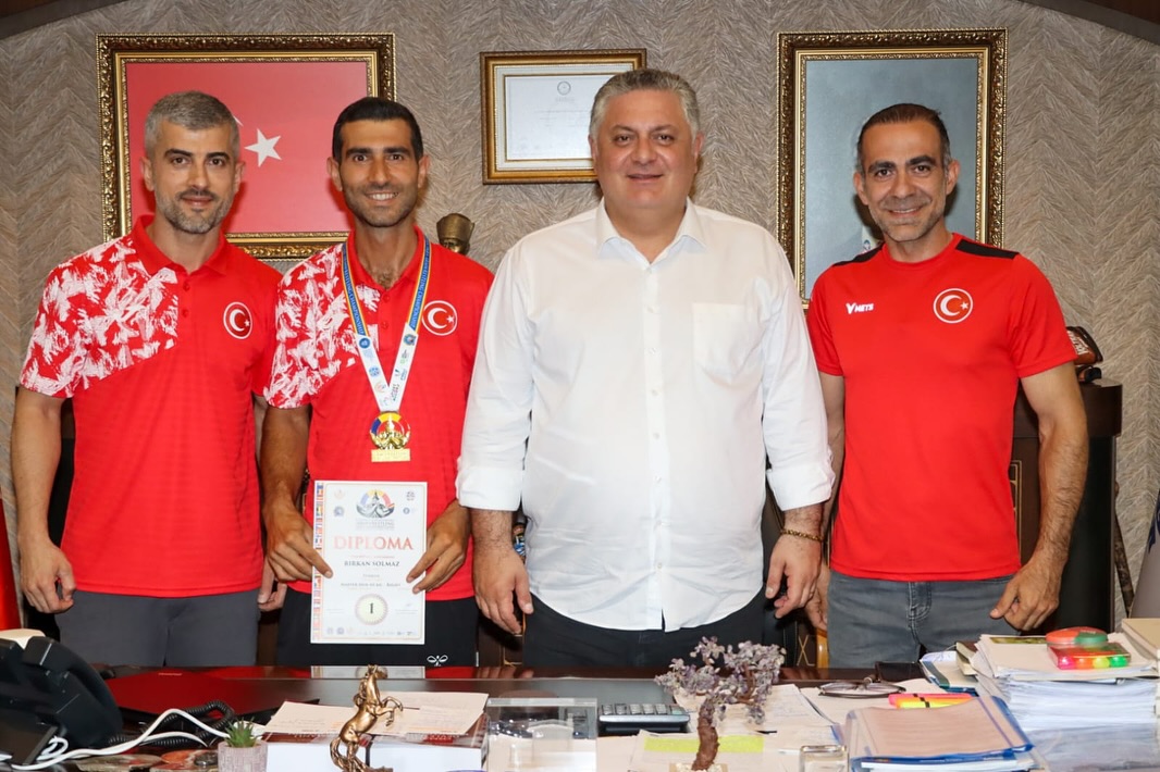 ŞAMPİYONA ÖNCESİ BAŞKAN GÜREL’E ZİYARET 