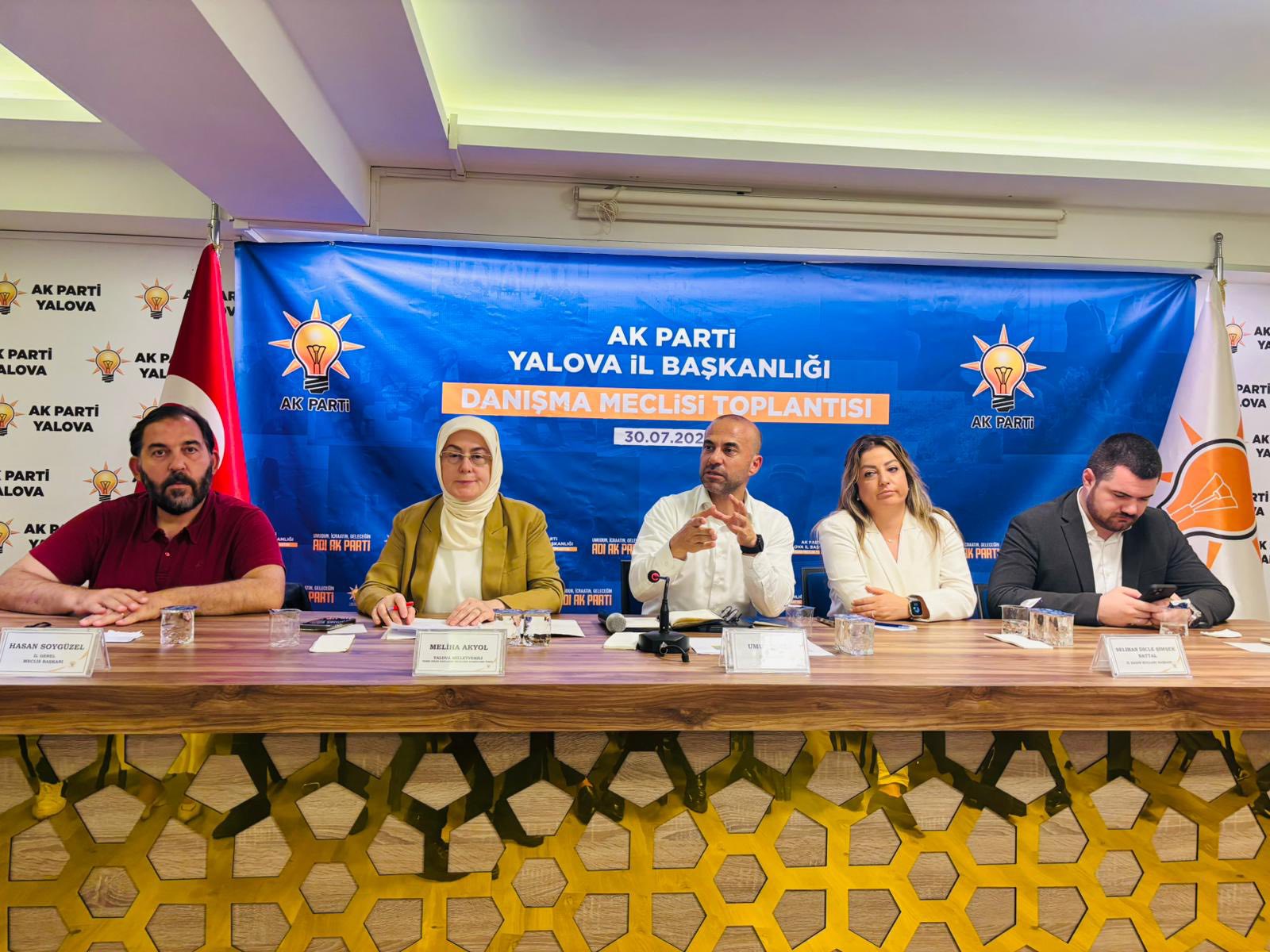 AK PARTİ YALOVA İL DANIŞMA KURULU YAPILDI