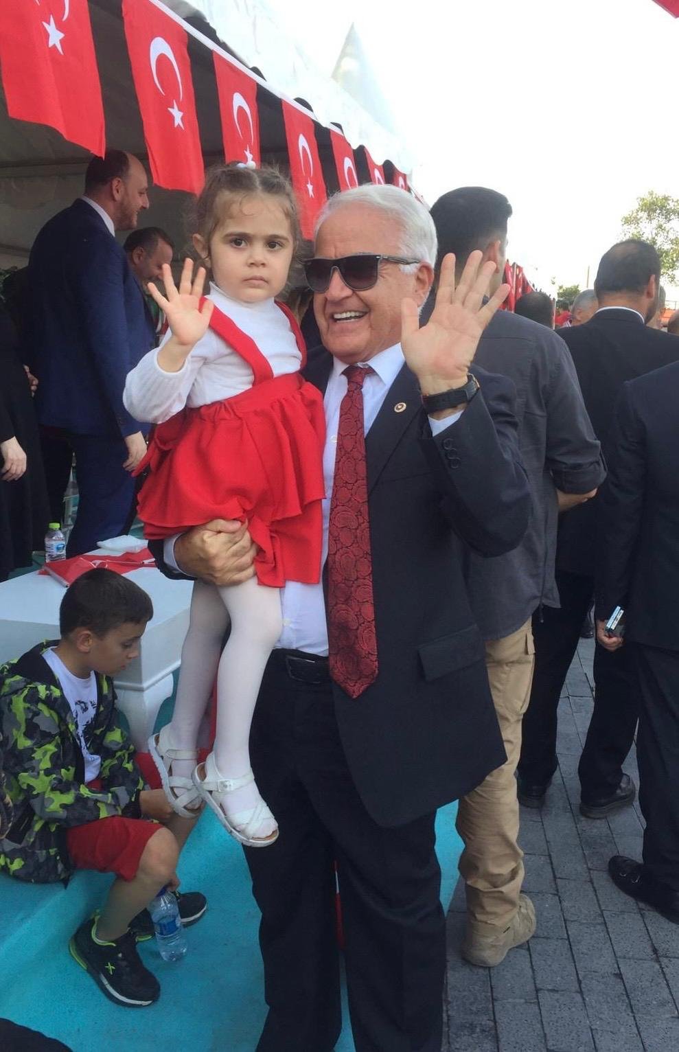 CHP’Lİ BECAN: “BU ÜLKENİN ÇOCUKLARI SAHİPSİZ DEĞİLDİR”