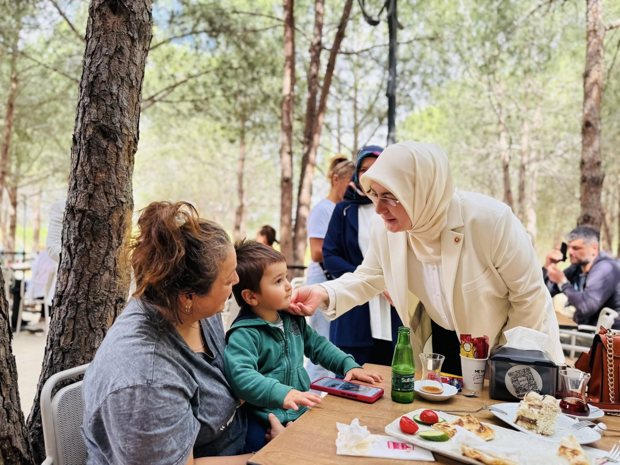 AK PARTİ MİLLETVEKİLİ AKYOL PENDİK'TE