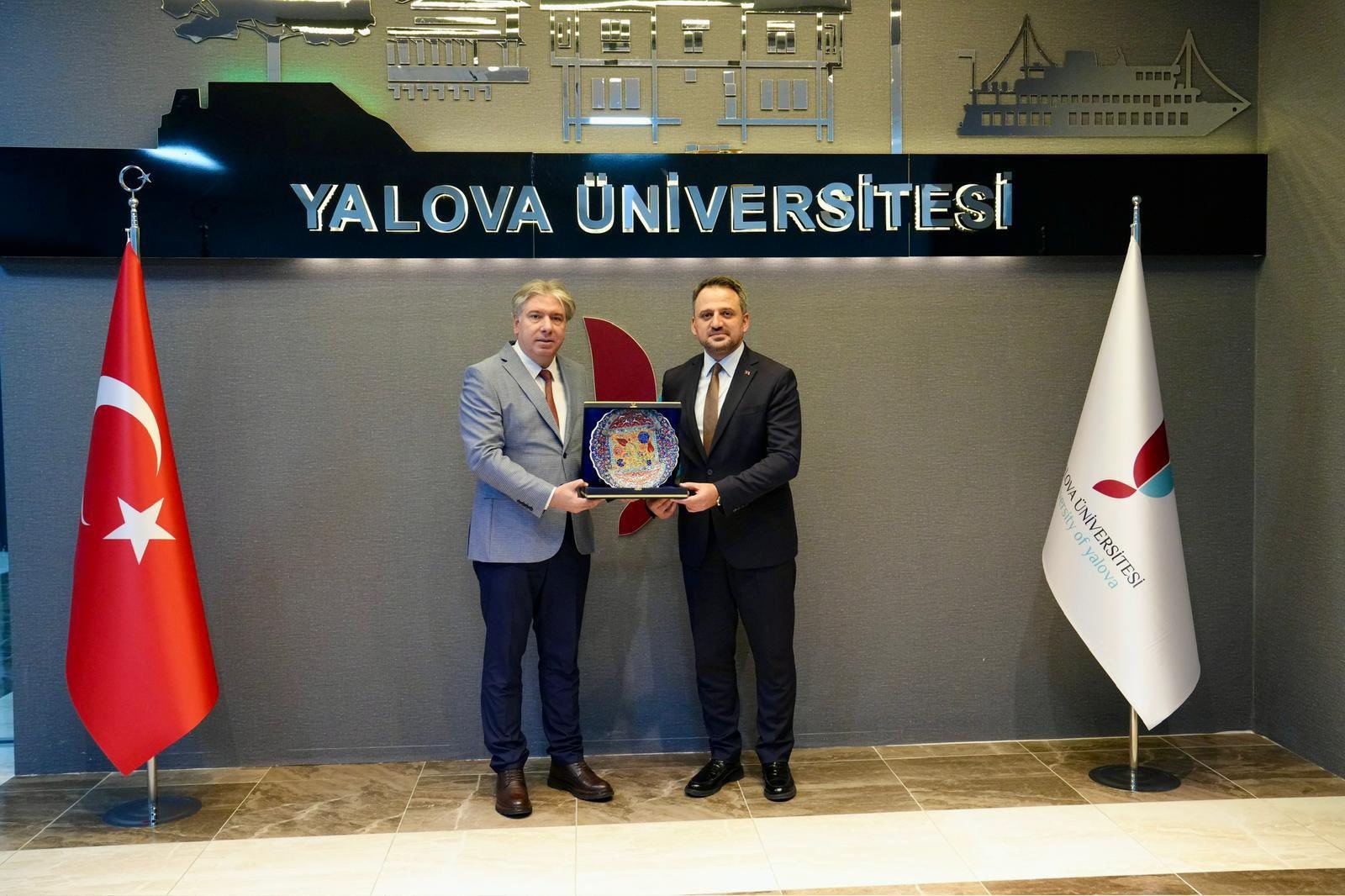 BAKAN YARDIMCISI YALOVA ÜNİVERSİTESİNDE