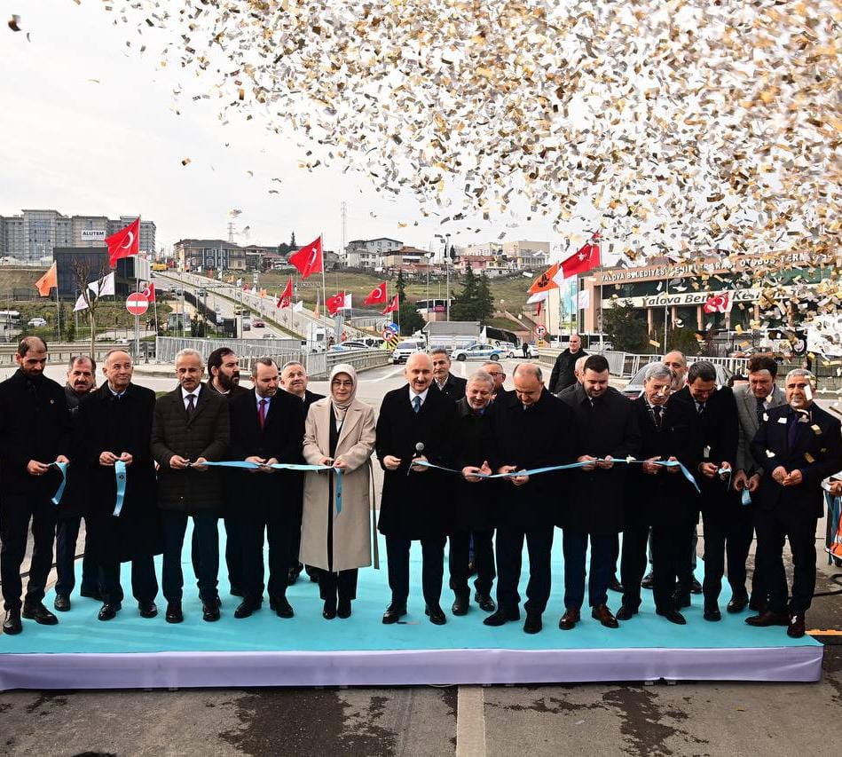 ULAŞTIRMA BAKANI YALOVA'DA AÇILIŞ YAPTI