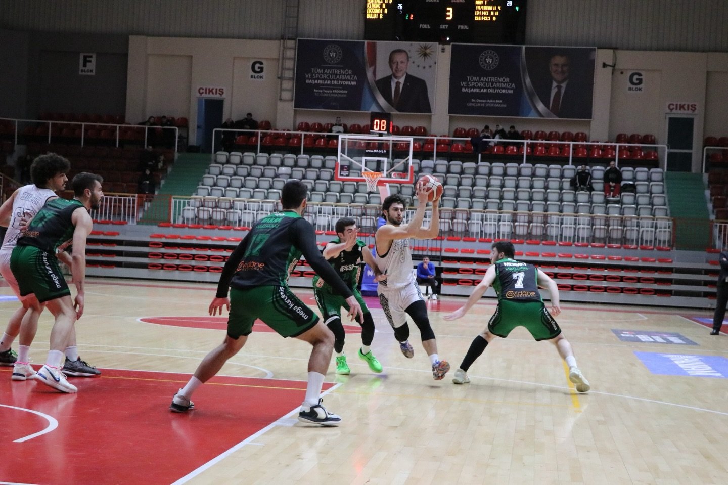 ÇİFTLİKKÖY 80 KARASU 77