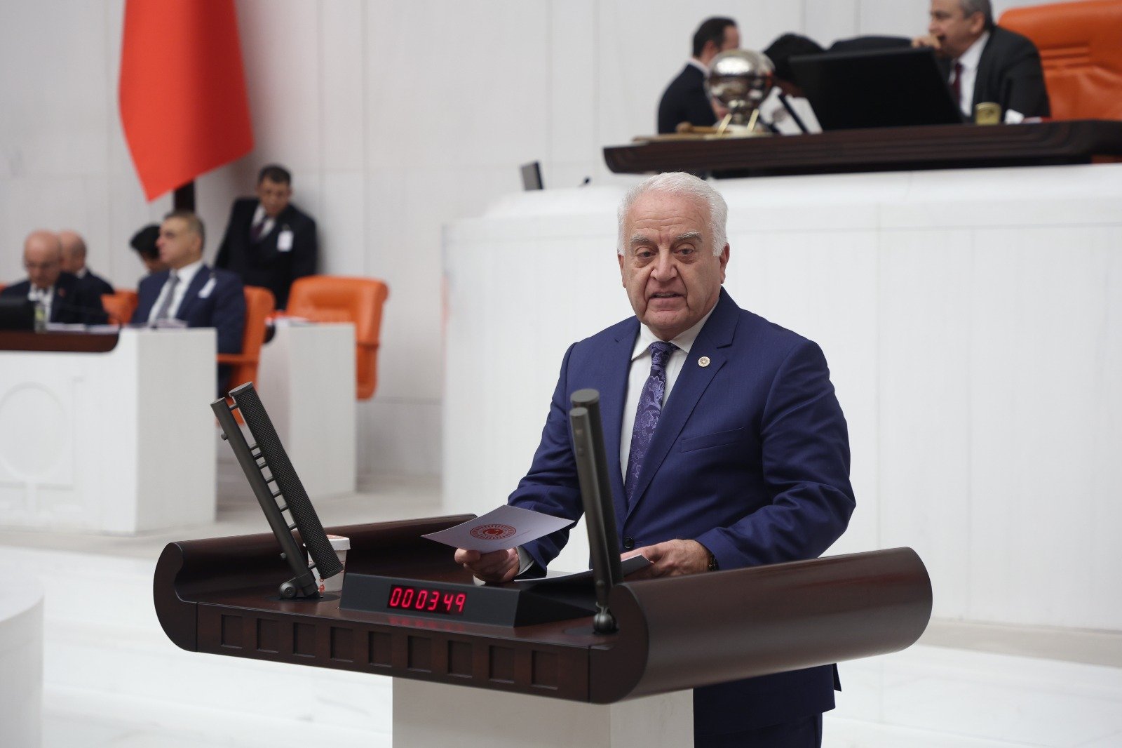 BECAN'DAN ENGELLİ ÇOCUĞUN BAKIMINA TOPLUMSAL CİNSİYET EŞİTLİĞİ TEKLİFİ