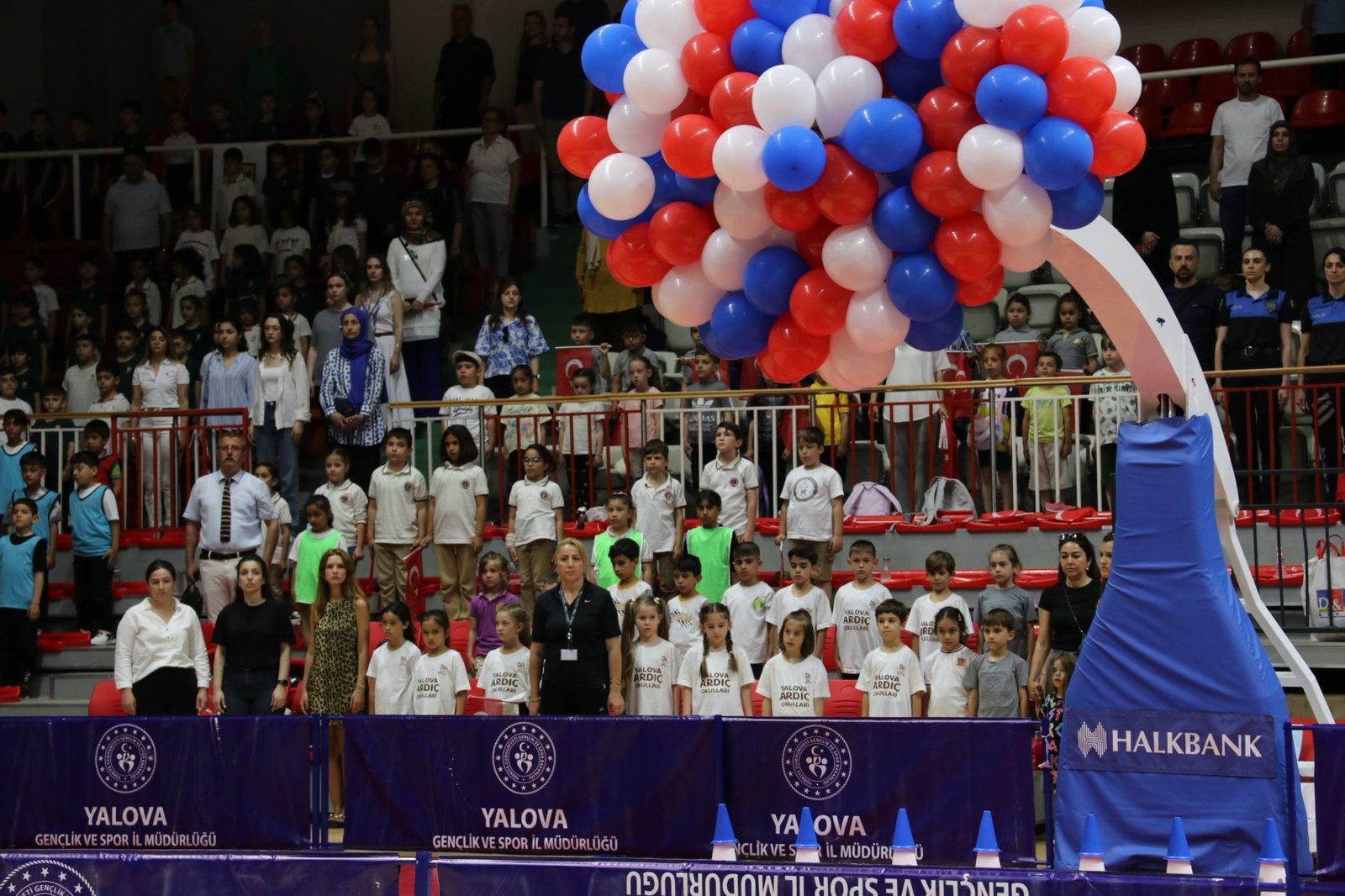YALOVA 4. ÇOCUK OYUNLARIN FİNALİ YAPILDI