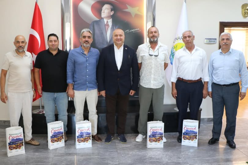 ÇINARCIK'TA MUHTARLARLA TOPLANTI