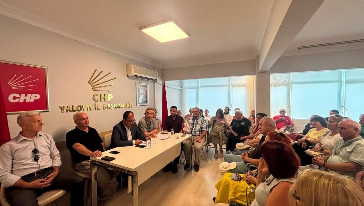 CHP ÖRGÜTÜNDEN BUTLAN YÖNETİMİNE REST