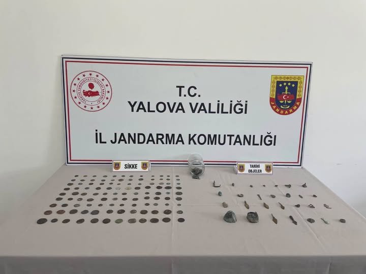 JANDARMA 228 ADET SİKKE ELE GEÇİRDİ