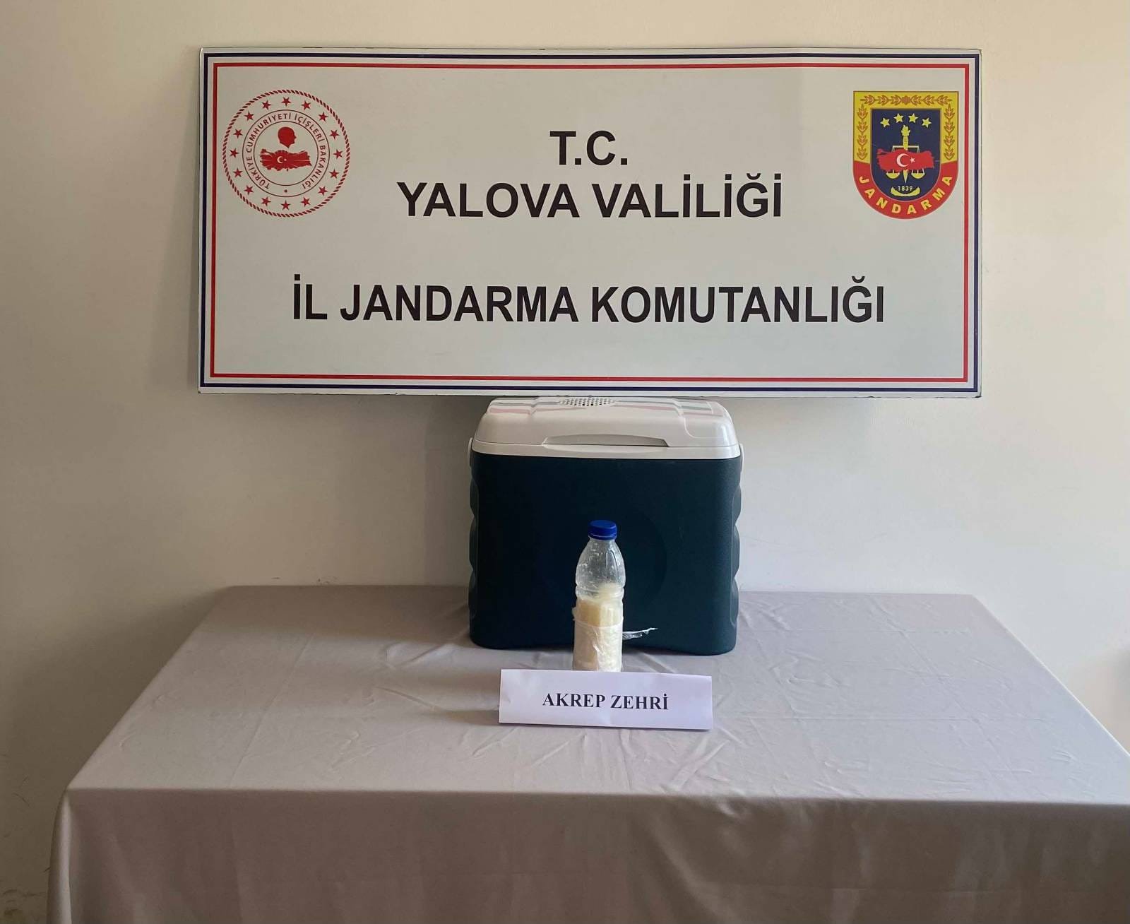 5 MİLYON DOLAR DEĞERİNDE AKREP ZEHİRİ