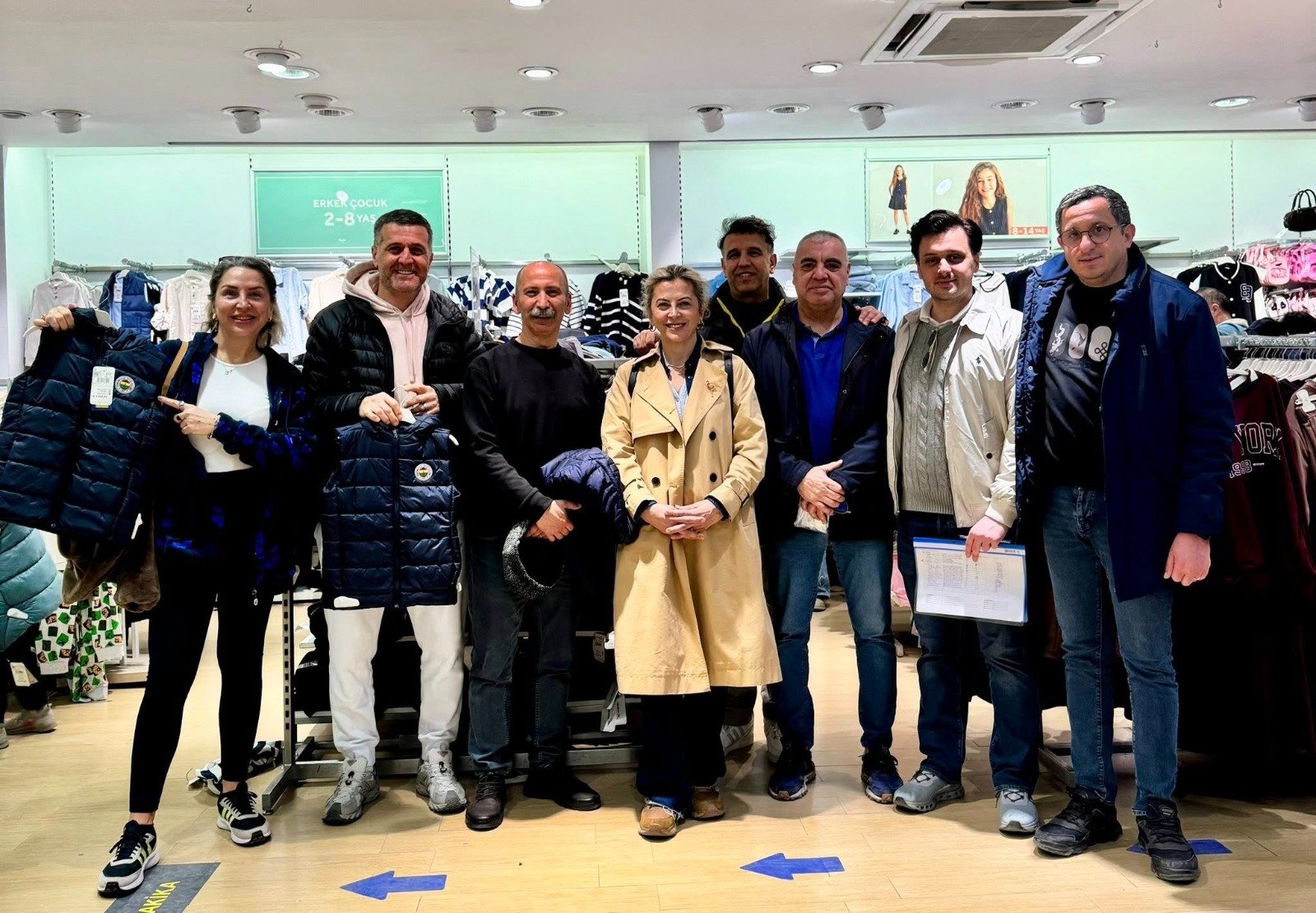 FB'DEN ÇOCUKLARA YARDIM