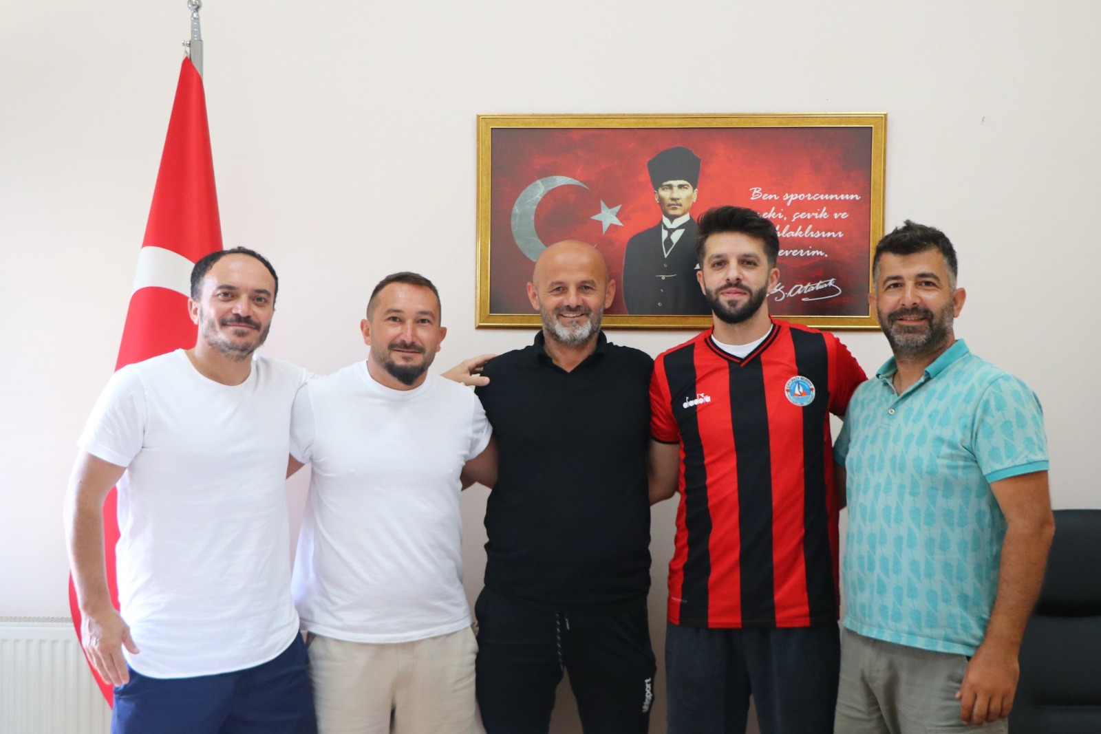 ÇİFTLİKKÖY'DE TRANSFERLER