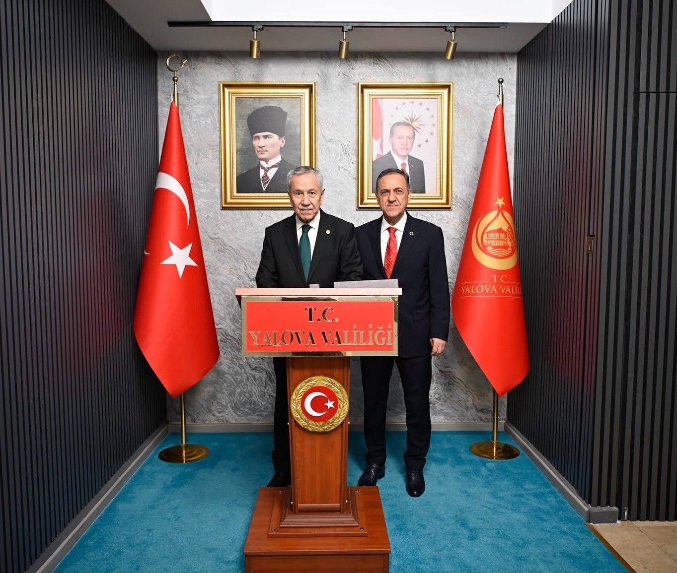 BÜLENT ARINÇ'TAN VALİ USTA'YA ZİYARET