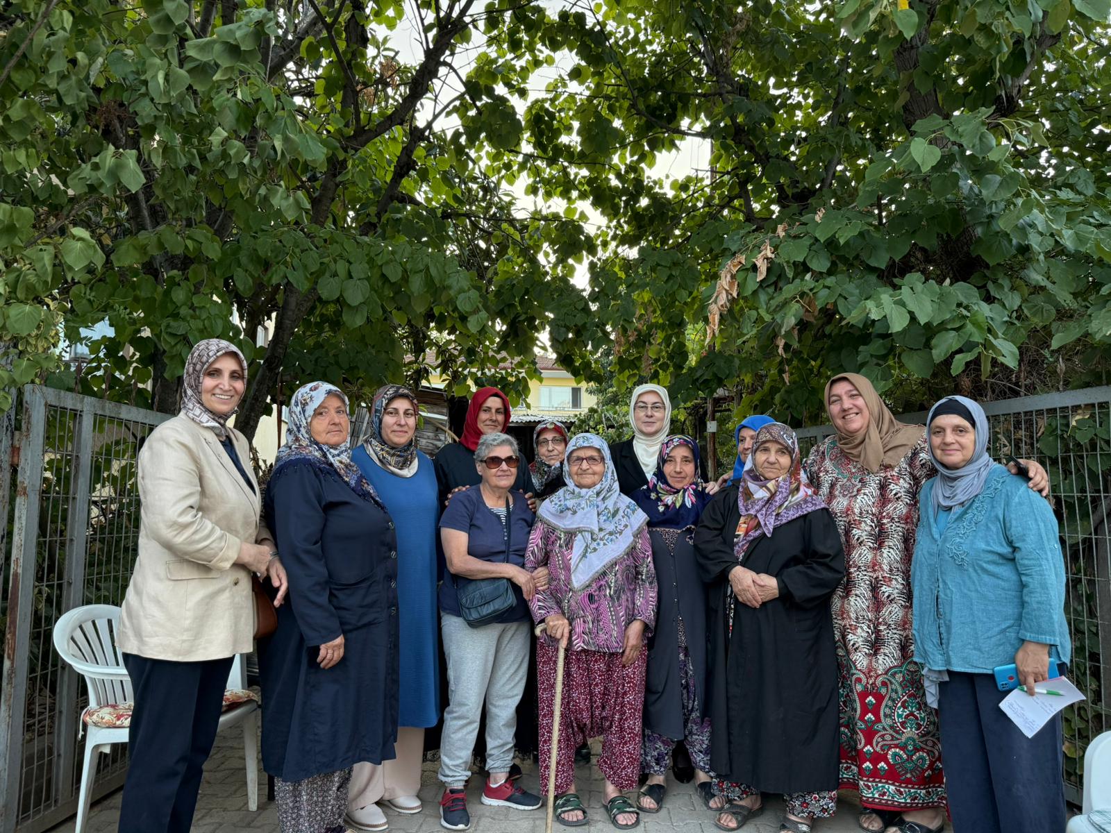 AK PARTİ MİLLETVEKİLİNDEN KÖY ZİYARETİ