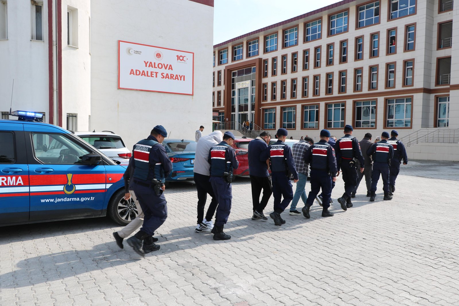 YALOVA JANDARMASINDAN OPERASYON