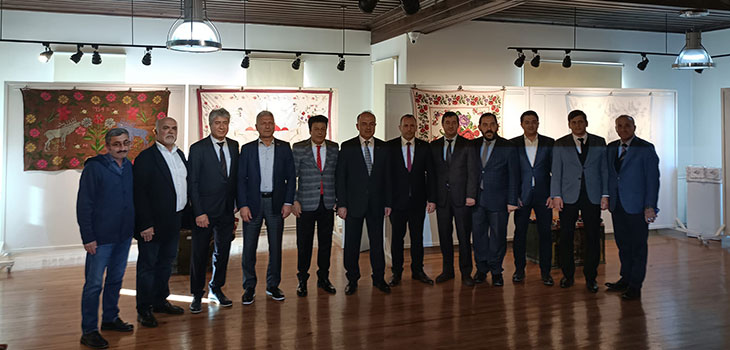 ANNELERİN SANDIKLARI GÖRÜCÜYE ÇIKTI