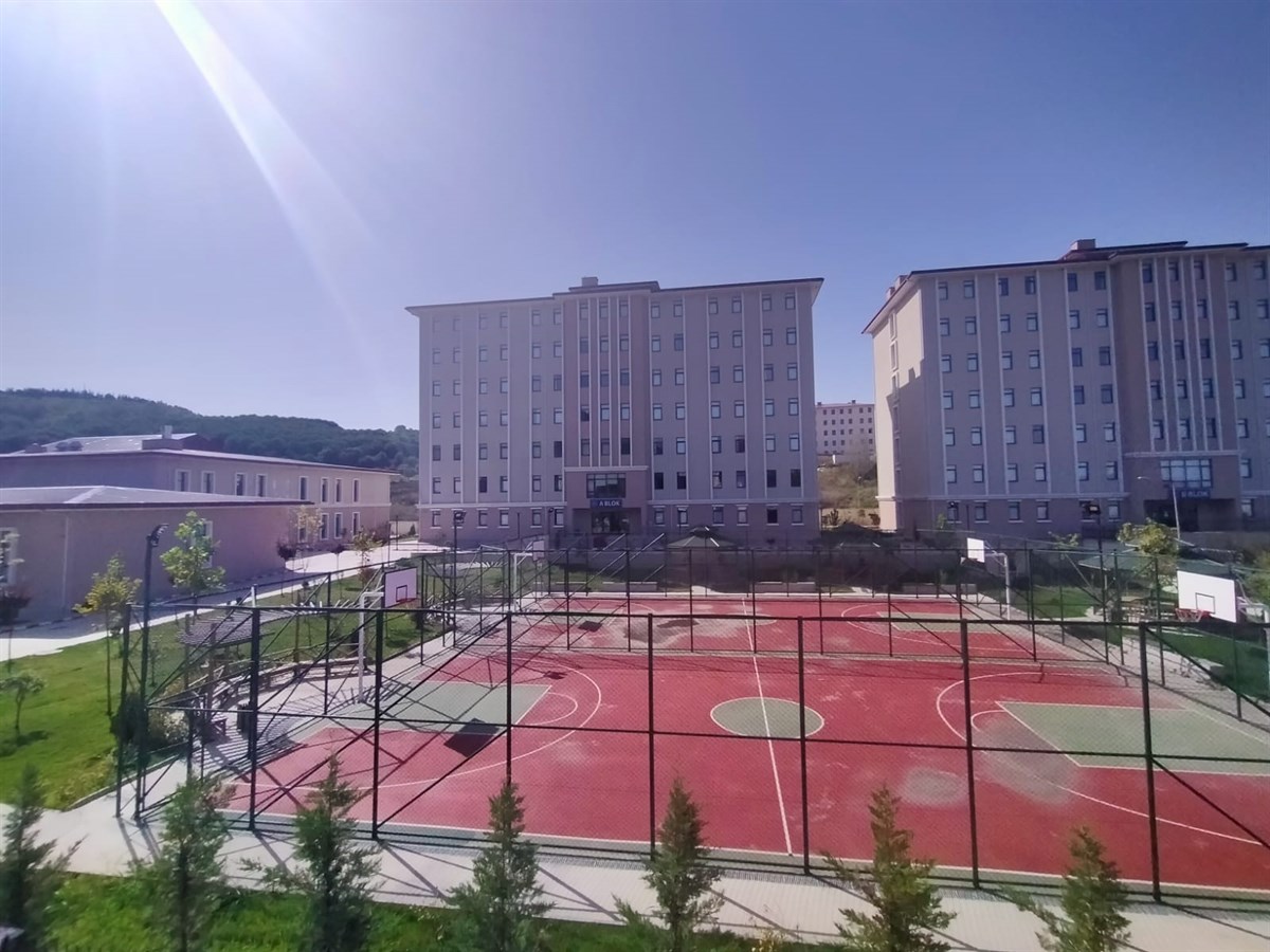 ÖĞRENCİ YURTLARI ÖĞRENCİ BEKLİYOR