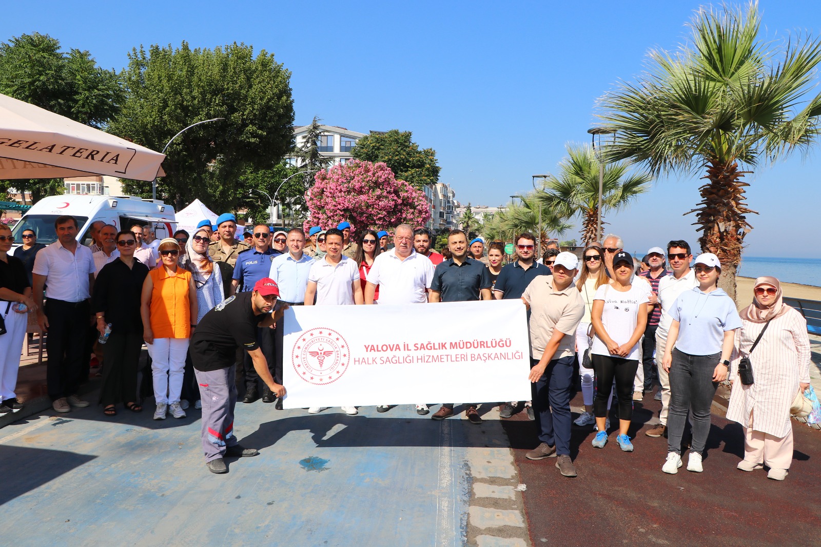 ÇİFTLİKKÖY’DE SAĞLIKLI HAYAT YÜRÜYÜŞÜ