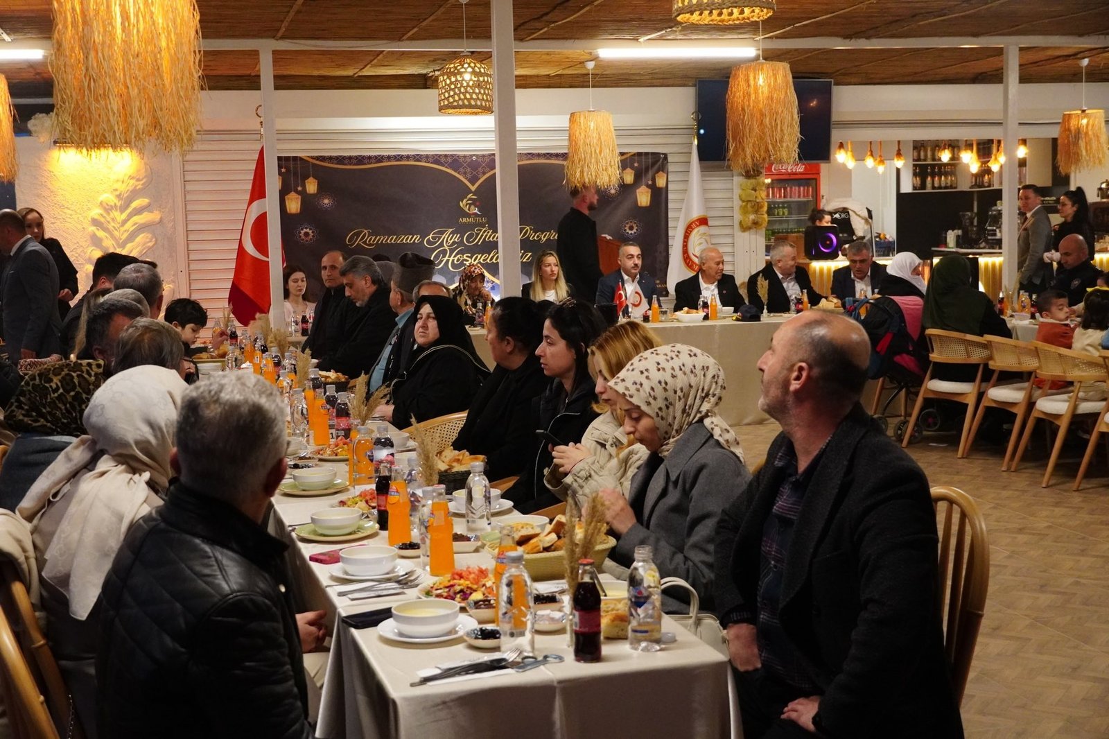 ARMUTLU KAYMAKAMLIĞINDAN İFTAR YEMEĞİ