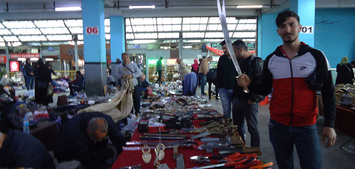 YALOVA BİT PAZARI GÖRÜNTÜLERİ