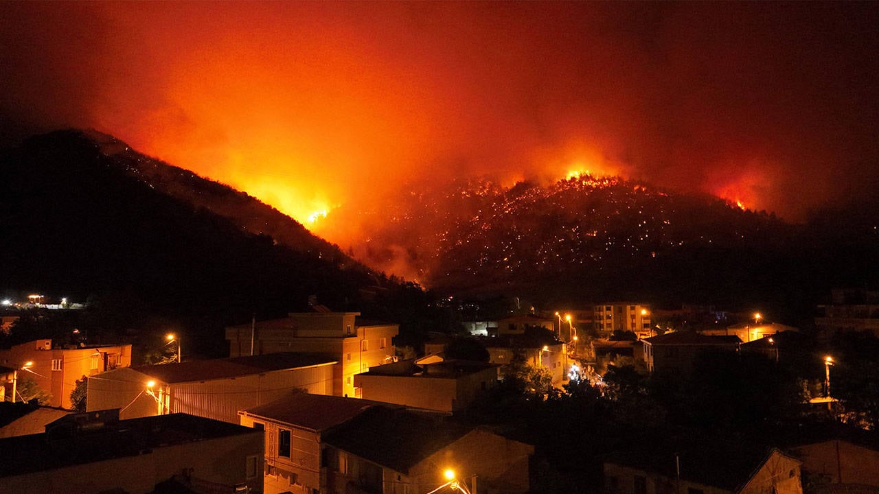 BURSA YANGININA YALOVA'DAN DESTEK