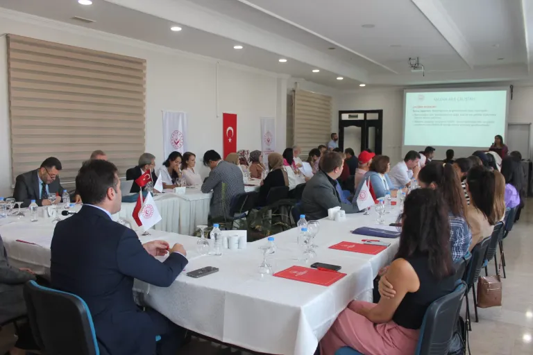 YALOVA’DA AİLE ÇALIŞTAYI YAPILDI