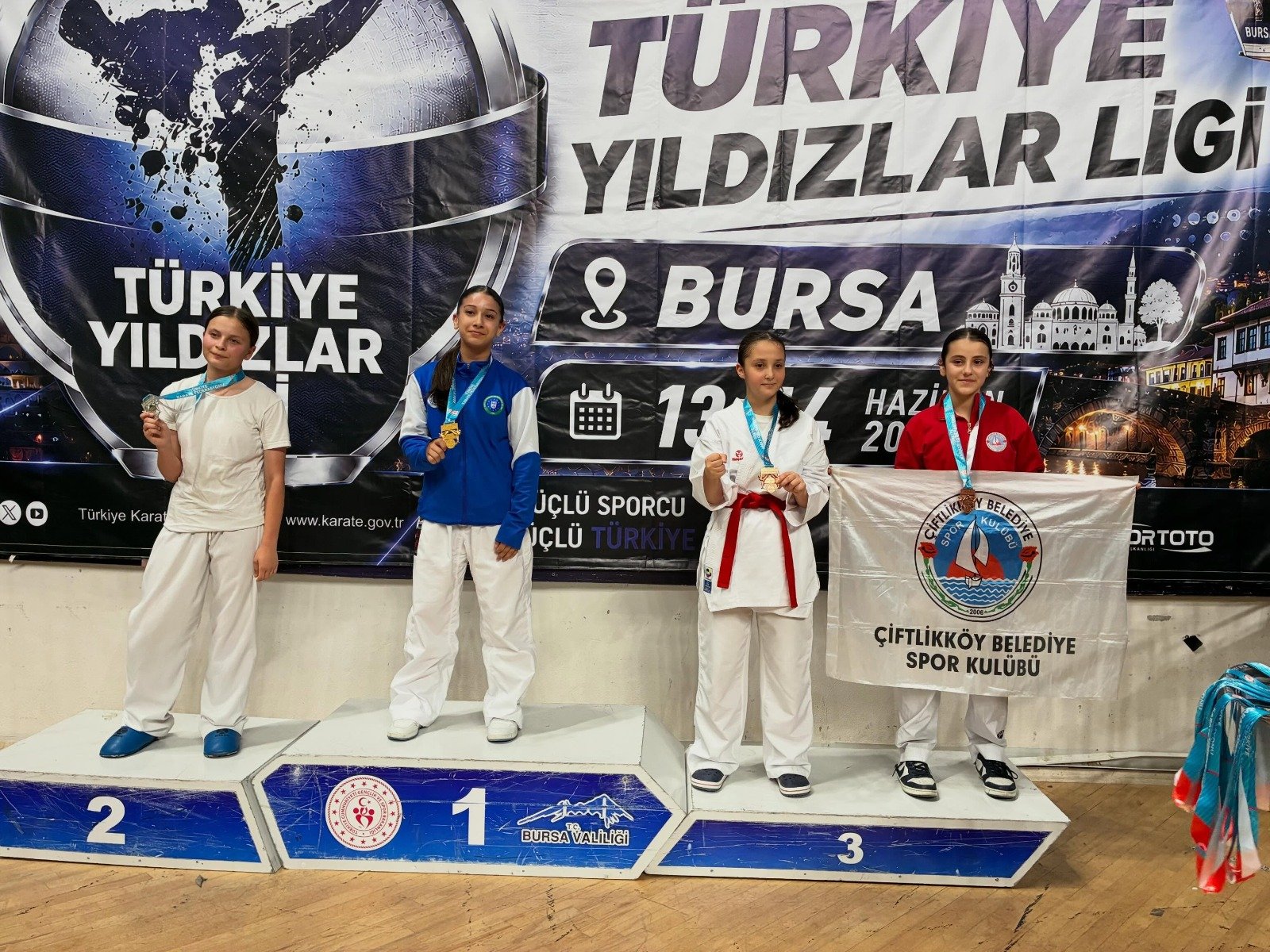 ÇİFTLİKKÖY'ÜN ŞAMPİYONU
