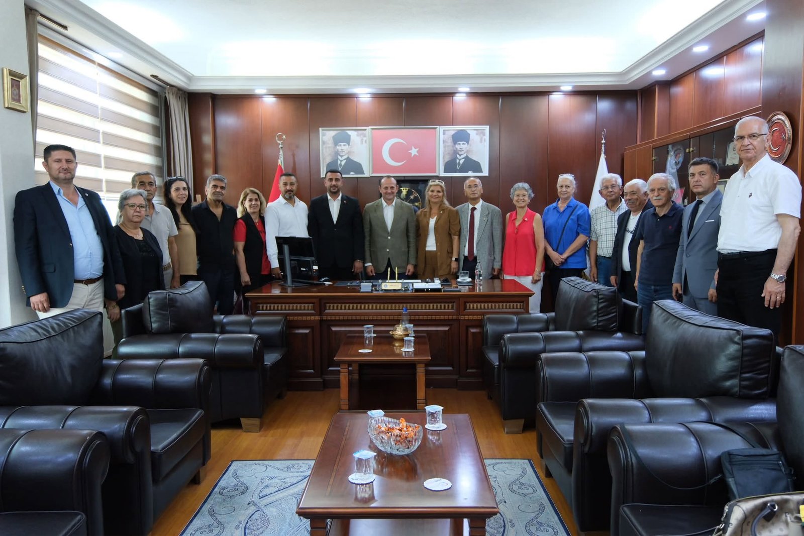 YENİ PARTİ ÇİFTLİKKÖY'DEN İLK ZİYARET 