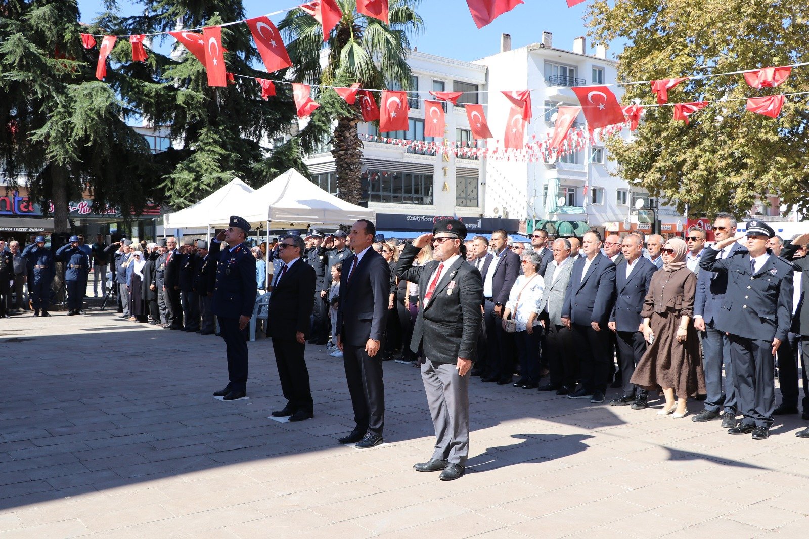 ÇİFTLİKKÖY’DE GAZİLER GÜNÜ KUTLANDI