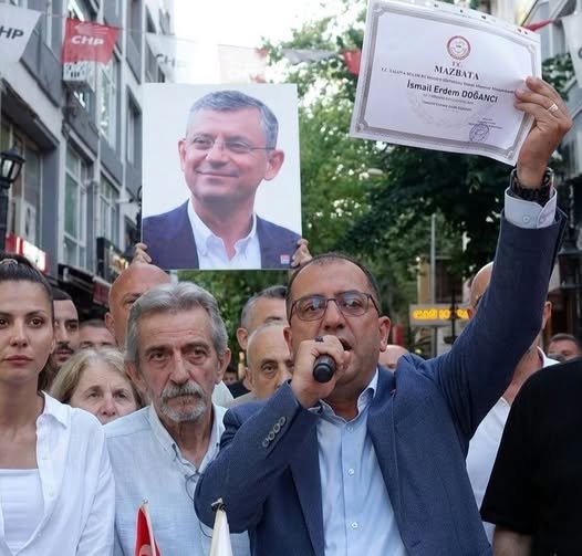 CHP'DEN GÖREVDEN ALINMALARA TEPKİ