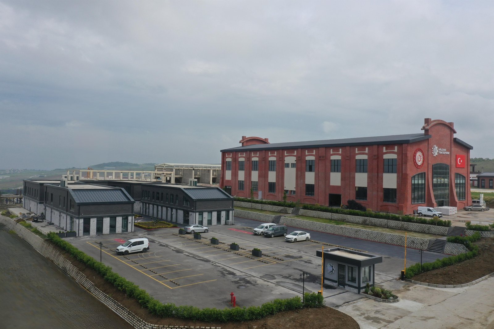 YALOVA TEKNO PARK GİDEREK GELİŞİYOR