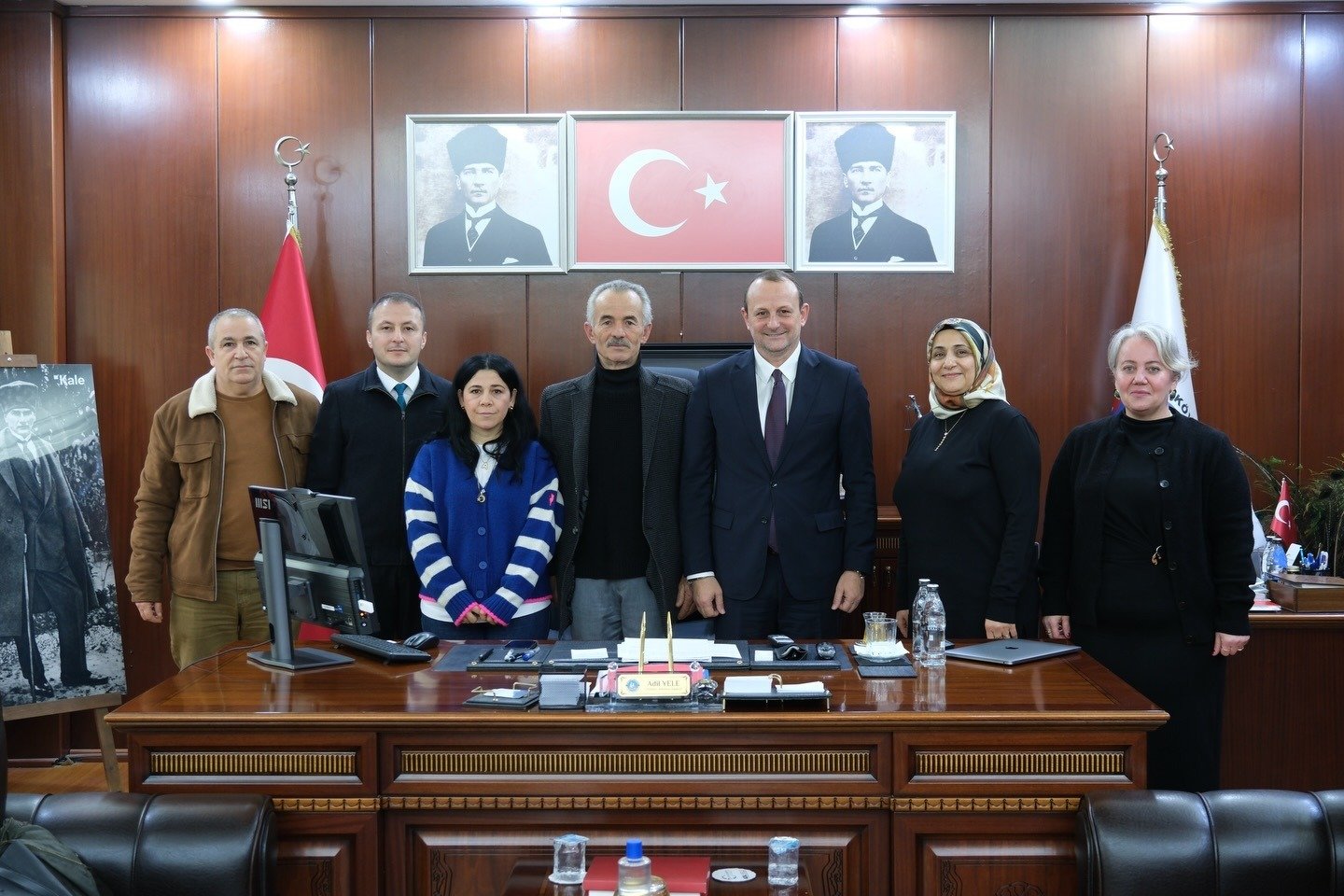 ÇİFTLİKKÖY'DE MUHTARLARDAN ZİYARET