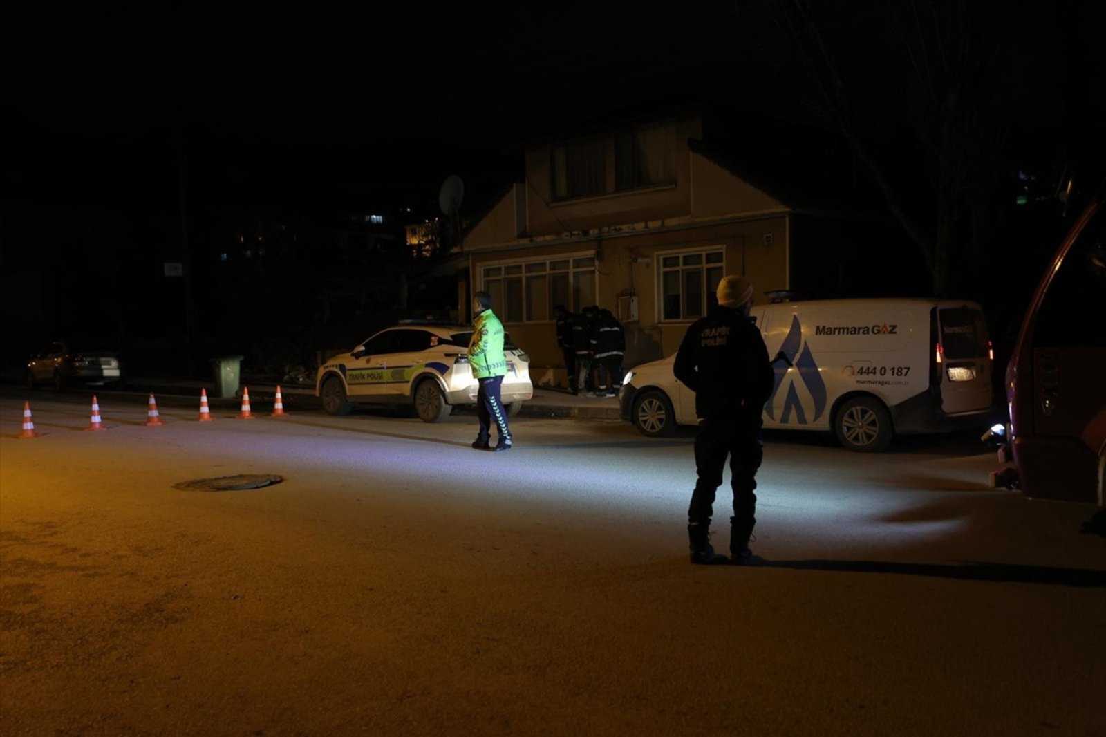 YALOVA'DA İŞİD OPERASYONU 7 POLİS YARALI