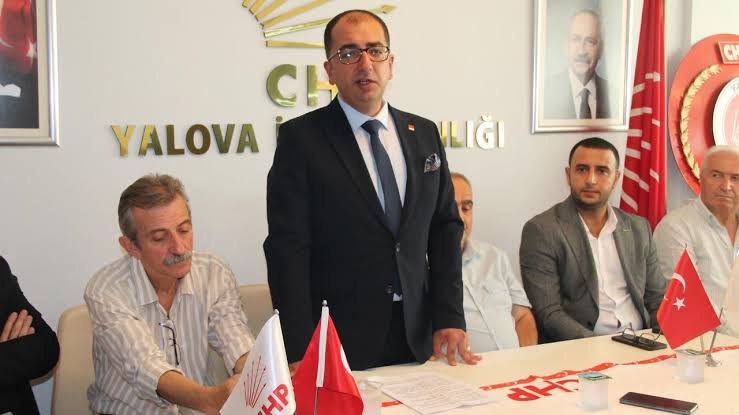 CHP'DEN GÖREVDEN ALINMALARA TEPKİ