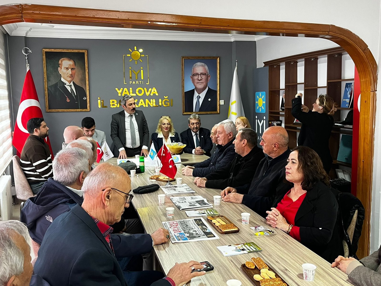 İYİ PARTİ'DE BAYRAMLAŞMA GERÇEKLEŞTİRİLDİ