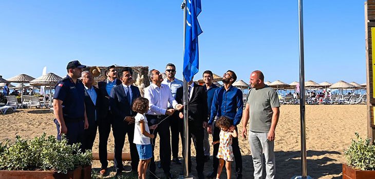 KOCADERE PLAJINA MAVİ BAYRAK ÇEKİLDİ