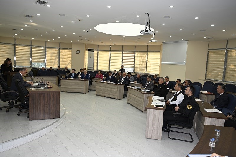 BAĞIMLILIKLA MÜCADELE TOPLANTISI YAPILDI