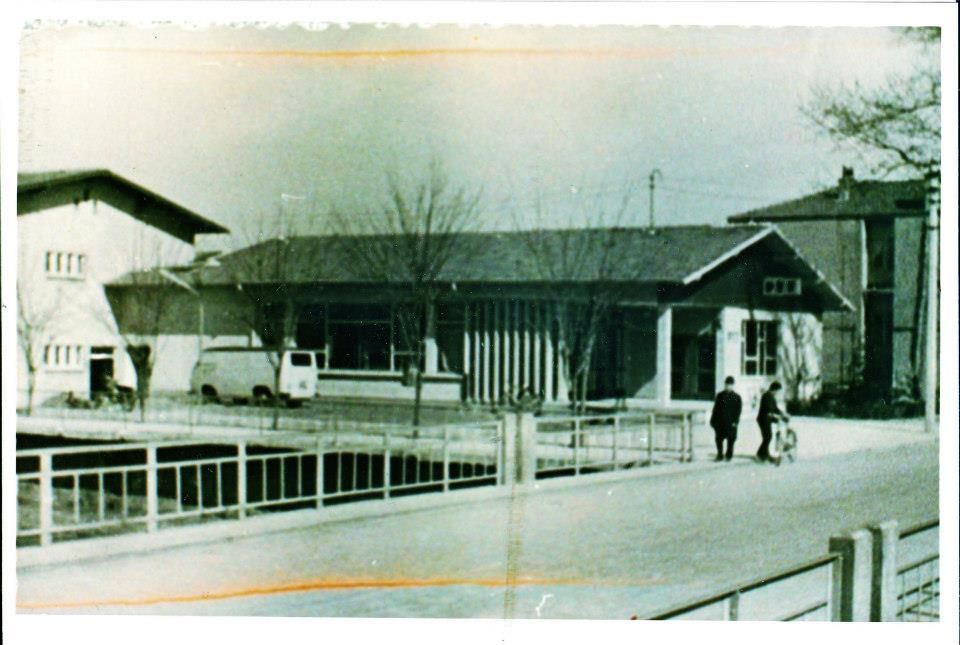 1970 YILI GAZİPAŞA CADDESİ  PTT BİNASI