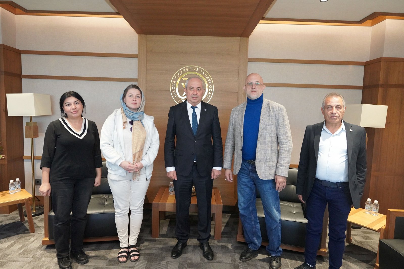 ÜNLÜ RUS RESSAMDAN YTSO ZİYARETİ