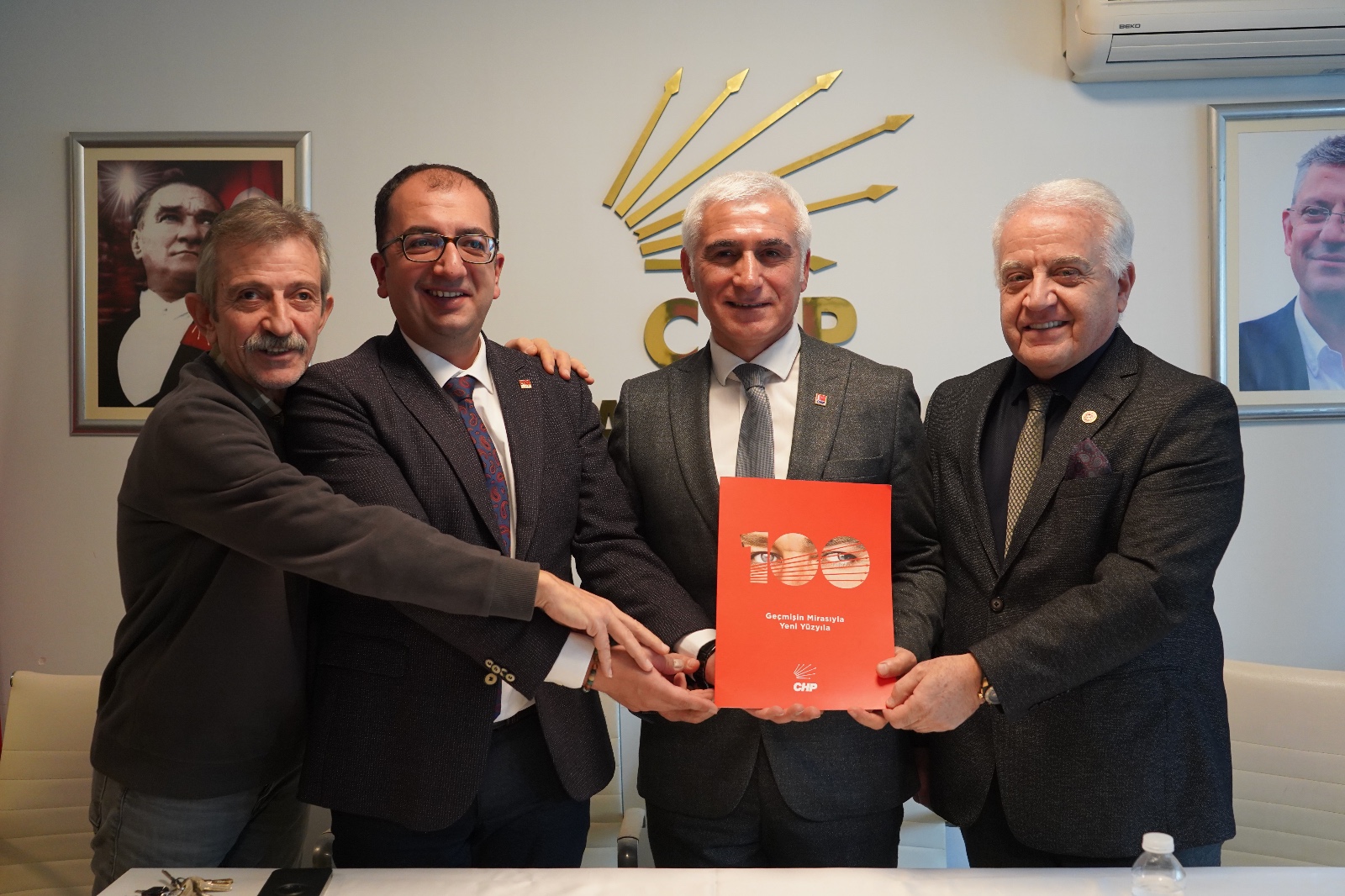 CHP'DE ADAY BAŞVURULARI TAMAMLANDI